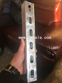 Hot Dip Galvanizado de aço Slotted Unistrut Canal para suportar condutas 41X 41MM